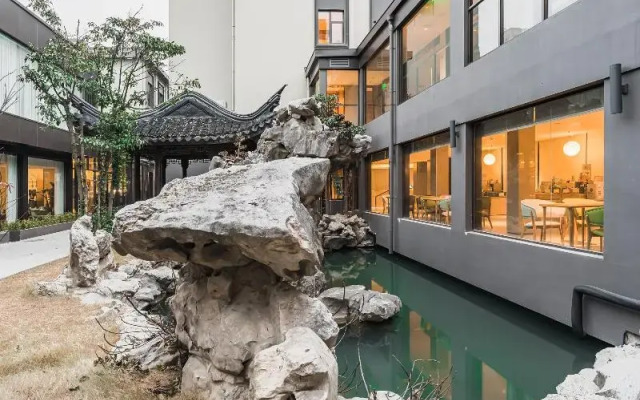 Ji Hotel Suzhou Baodai Road Metro Station