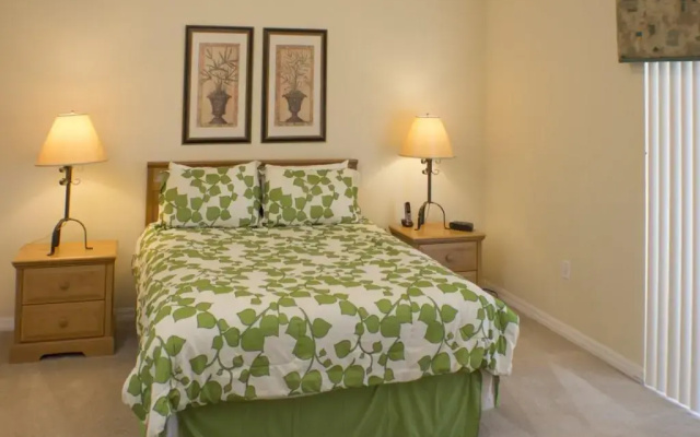 Mark's Sunrise Lakes Villa
