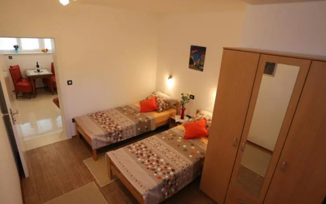 Apartment Jurin