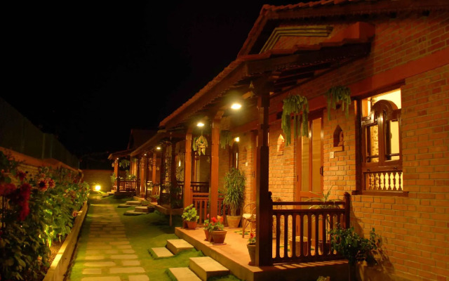 Vardan Resort n' Apartment