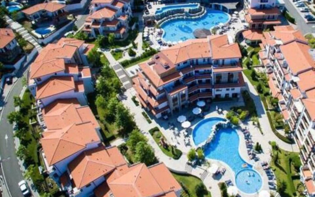 4Star Top Floor Apartment With Sea Views