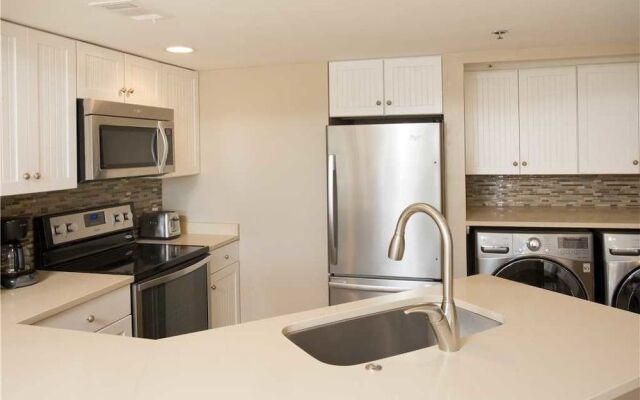 Villamare 3231 by RedAwning