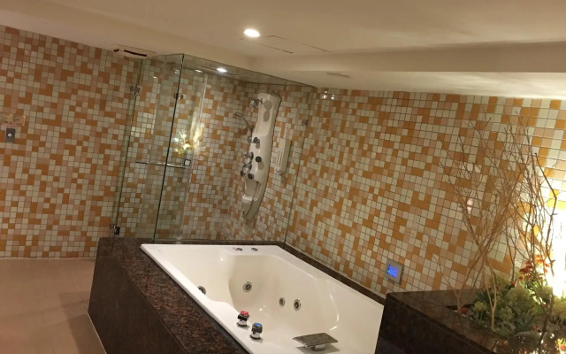 Discovery Motel - Tucheng
