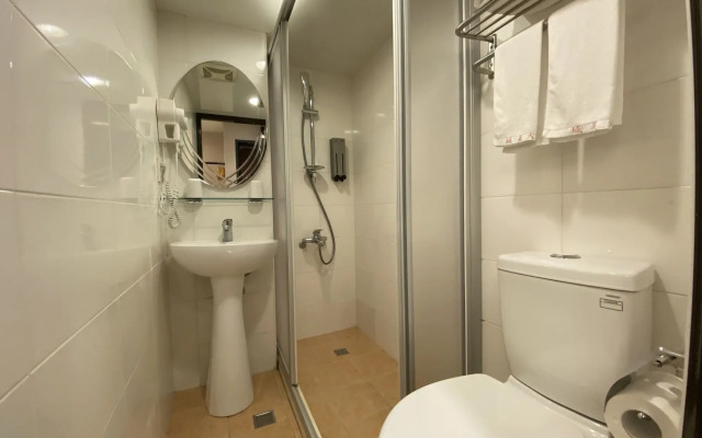 Chair Man Hotel