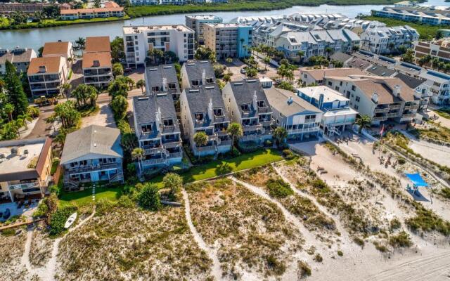 Pelican Pointe 3B