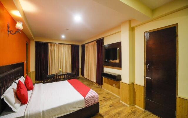 OYO Flagship 27062 Hotel Green View