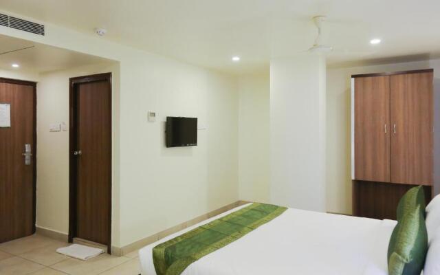 Itsy Hotels N Square