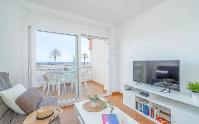 Affordable Beachfront Getaway for Couples