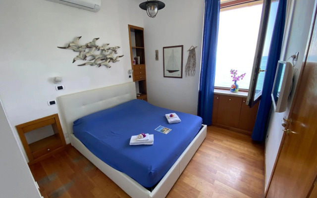 Attico Il Gabbiano (Centralissimo Porto di Anzio)