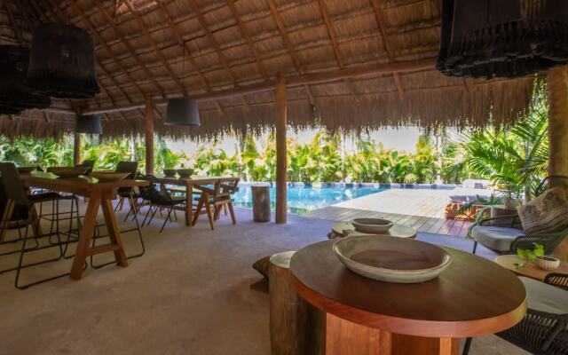 Apartment with Private Hot Tub in Tulum