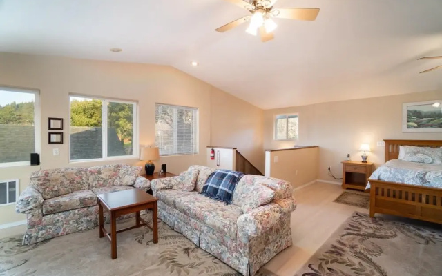 The Sandlake View