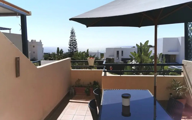 Cozy Townhouse With sea View in Marbella Mijas