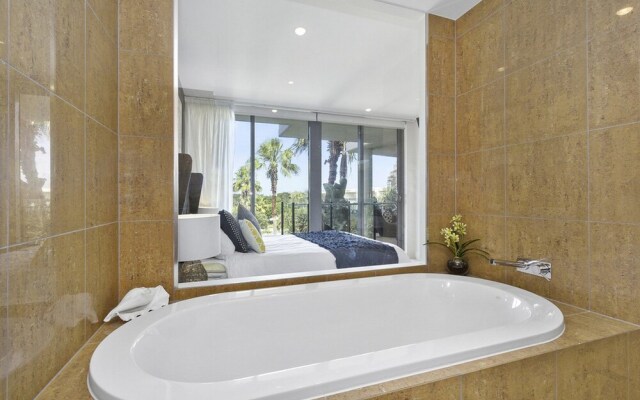 Cotton Beach 84 - Executive Family Suite