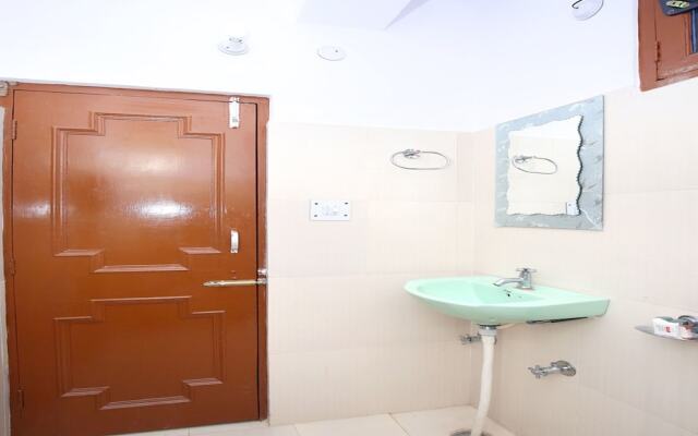 OYO 12719 Home 1RK Hill Top Bharari