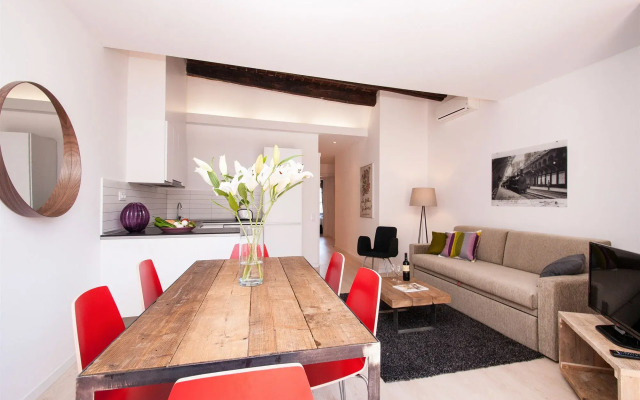 SSA Gracia Apartments