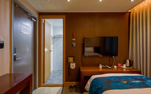 Namsan Hill Hotel