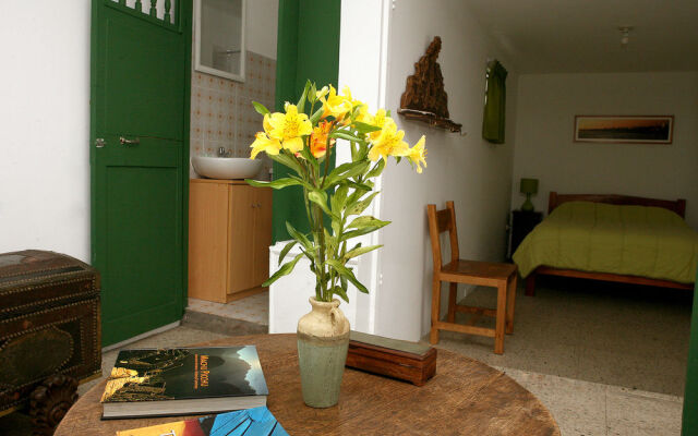 La Puerta Verde Hostel