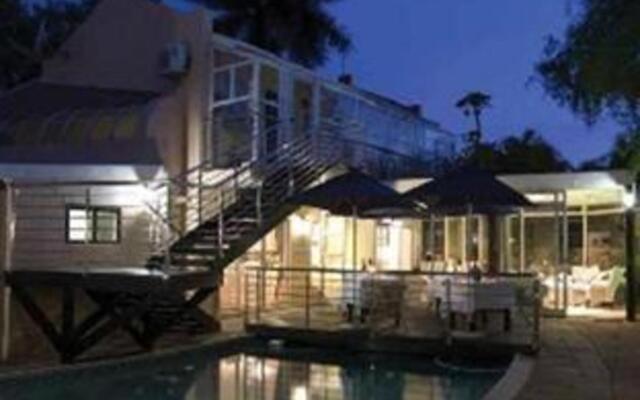 Silver Oaks Boutique Hotel