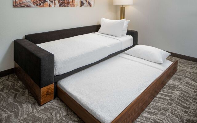 Sonesta Select Nashville Airport Suites