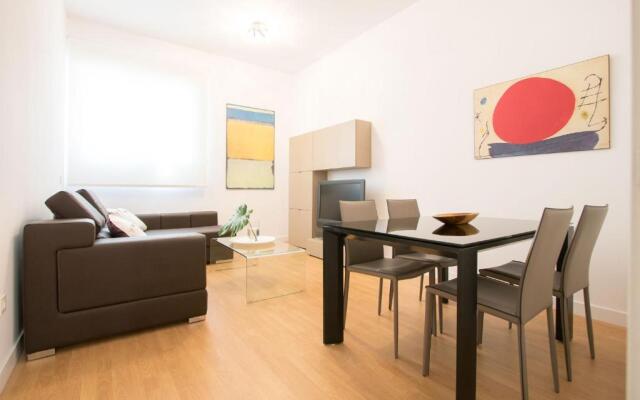 Murallas de Sevilla Apartamento con garaje 4 pax