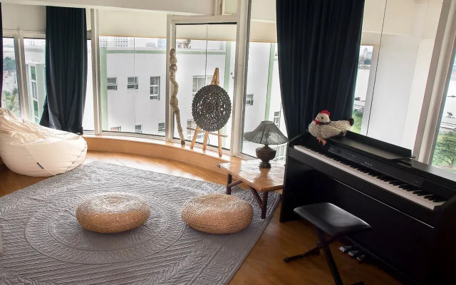 Outpost at The Green Penthouse