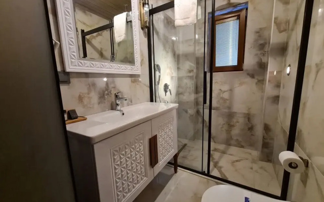 Amber Suites Akyaka +6