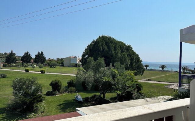 5 Guests Villa in Halkidiki