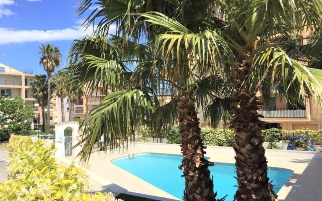 La Palmeraie II 28275