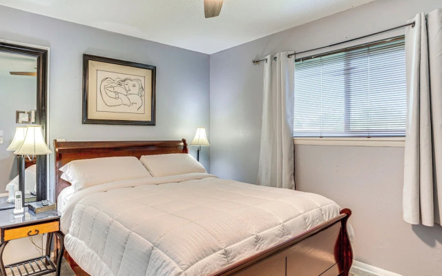 Family-friendly OKC Area Getaway: Dogs Welcome!