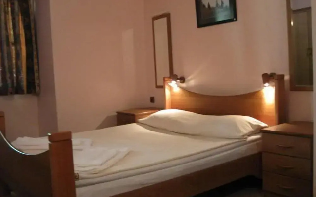 Tema Konuk Evi