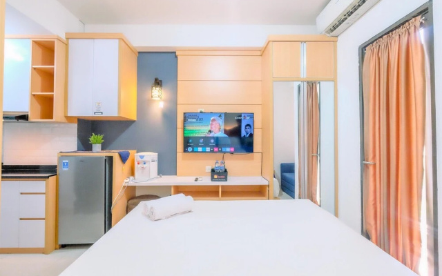 Minimalistic Look Studio Transpark Cibubur Apartment – Guest Rooms – Depok