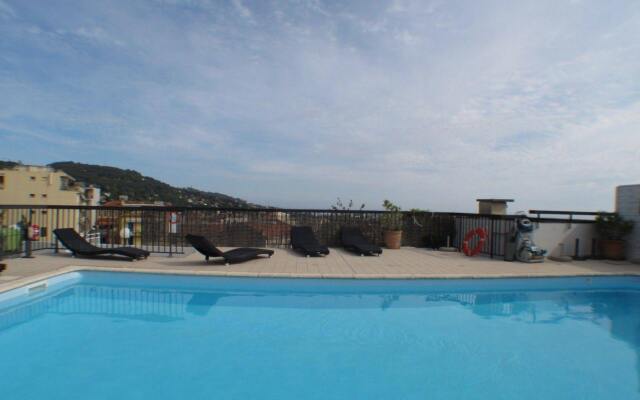 Adonis Cannes - Hôtel Thomas