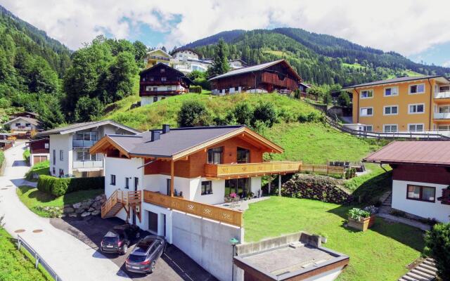 Penthouse in ski Resort in Piesendorf