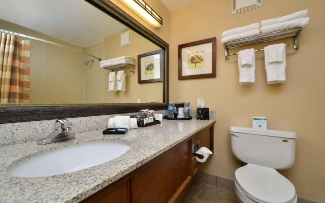 Best Western Plus Loveland Inn