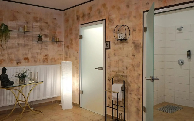 Best Western Plus Royal Suites