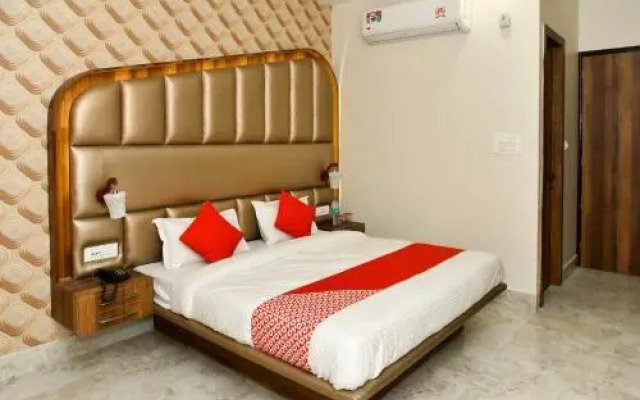 Hotel Crown Inn By OYO