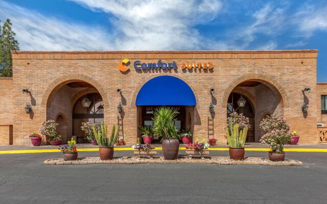 Comfort Suites at Sabino Canyon