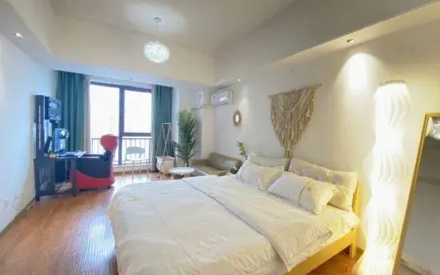 Star Light E-sports Cinema Homestay (Shangrao Wanda Plaza)