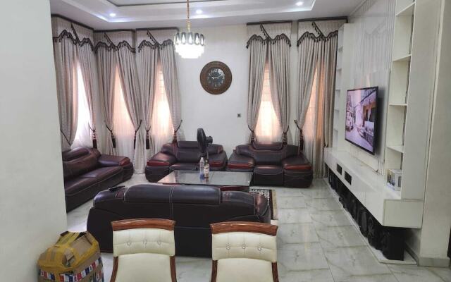 Impeccable 4-bed House in Lagos Nigeria