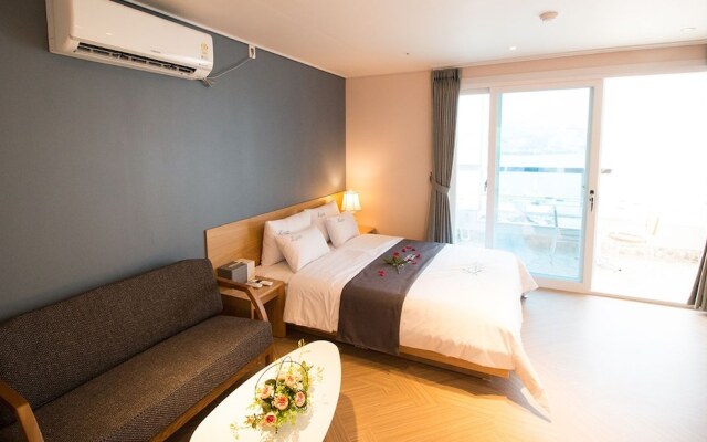 Yeosu Lium Spa Hostel
