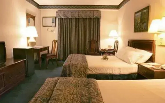Days Hotel Tagaytay