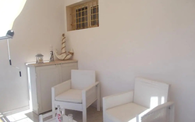 Charming Apartment Near Baia Verde Beach