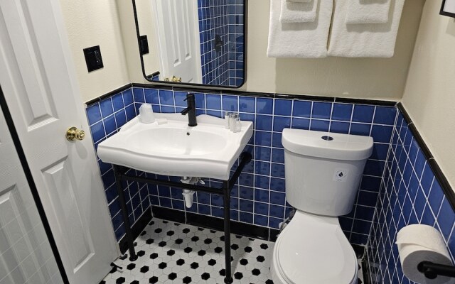 The Hotel Laurel at Seneca