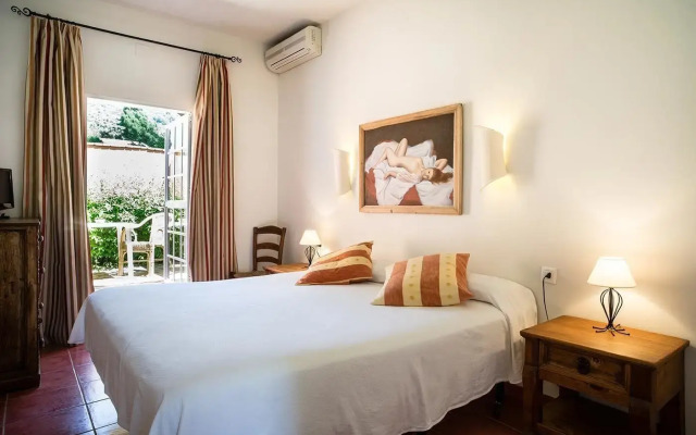 Hotel Madreselva