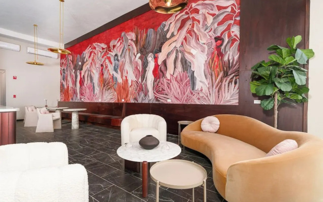 The Oliver Hotel