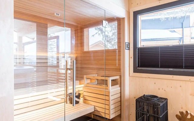 Cozy Chalet With Sauna