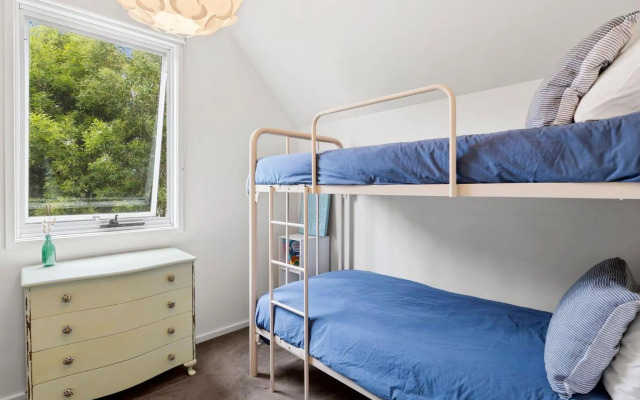 Point Roadknight Paradise Villa 6