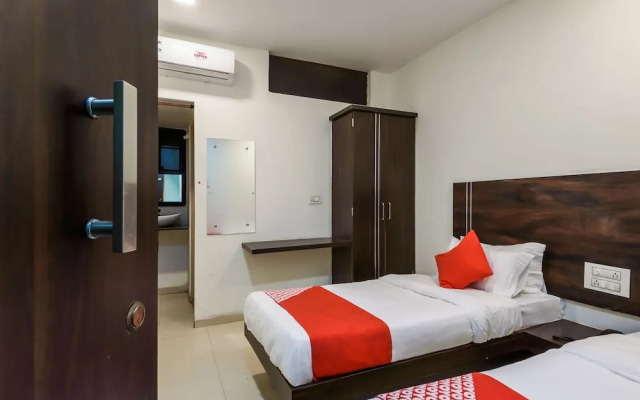 OYO 19622 Hotel Morya