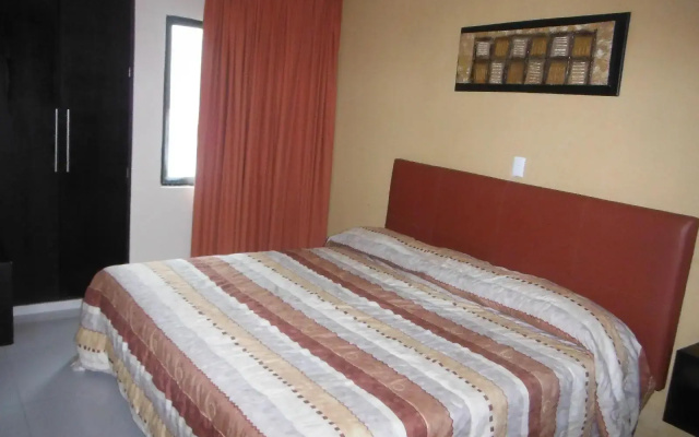 Hotel Paraiso Suites