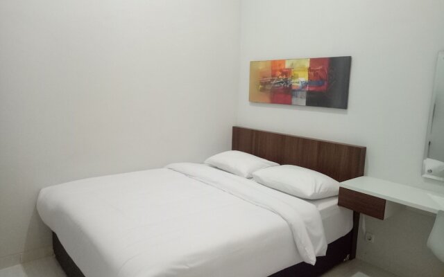 Omah Bondi Family Homestay by FH Stay